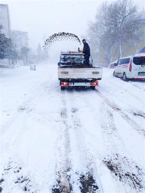 Eflani'de karla mücadele çalışmaları sürüyor - Son Dakika Haberleri